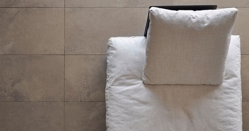 تصویر 2 از سنگ ساختمان با طراحی مینیمال و تاثیرگذار در فضای داخلی